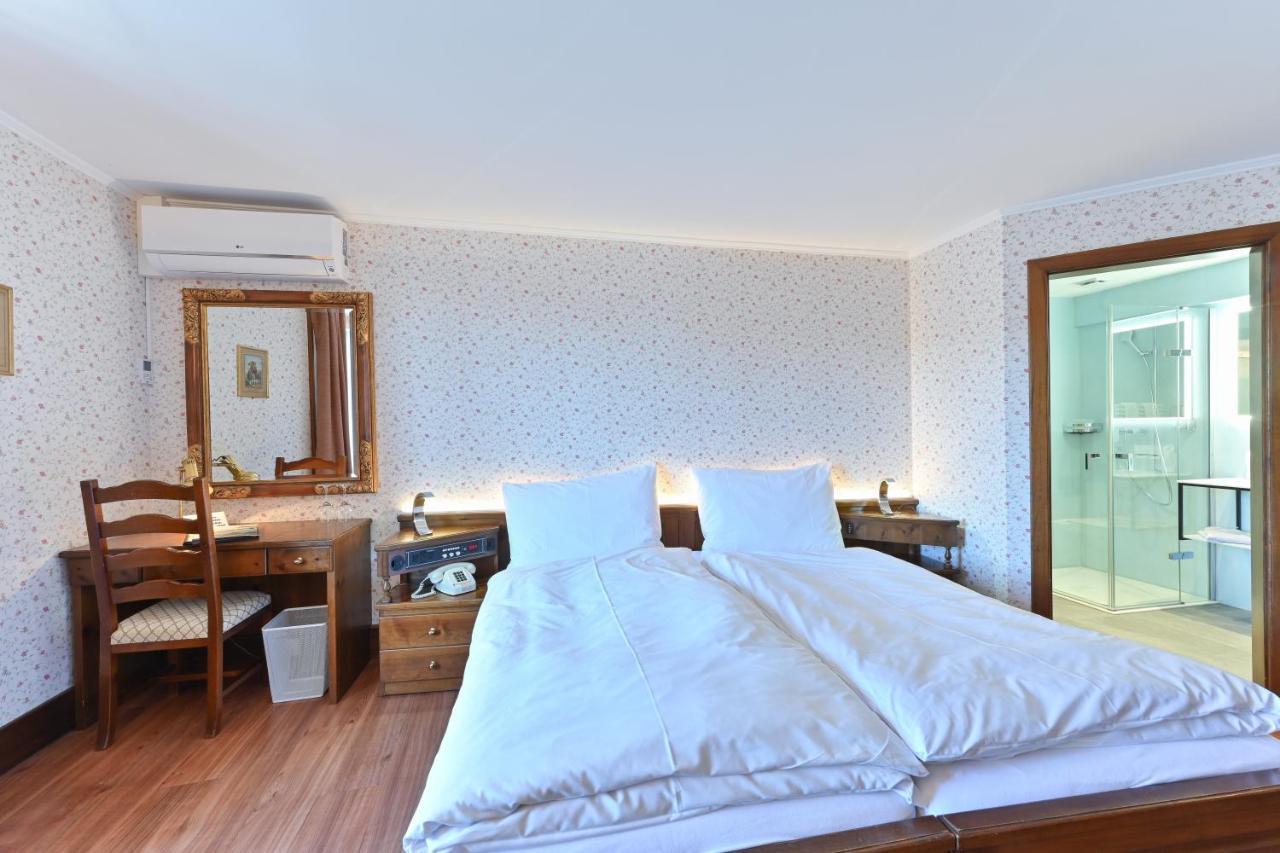 Hotel Rheinfels ชไตน์ อัม ไรน์ ภายนอก รูปภาพ